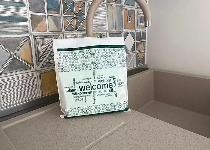 Bholidaymood - La Casa Di B Satriano